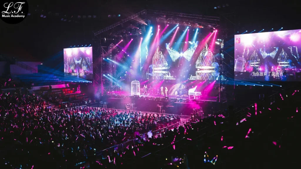 Pessoas Dentro Da Sala De Concertos